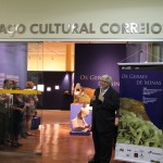 Diógenes Campos Diretor do Museu Ciências da Terra - RJ abrindo a exposição.