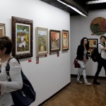 A exposição reúne obras de 72 alunos da Artista Plástica Márcia Oliveira.
