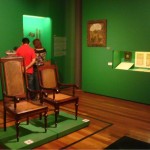 A atuação da Princesa Leopoldina no processo de independência é evidenciada em pinturas e documentos do período.